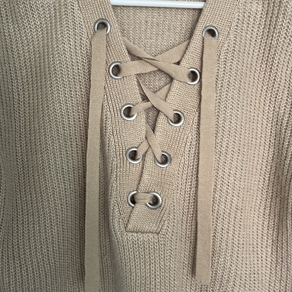 H&M Knit sweater with lacing - XS - Picture 4 of 5